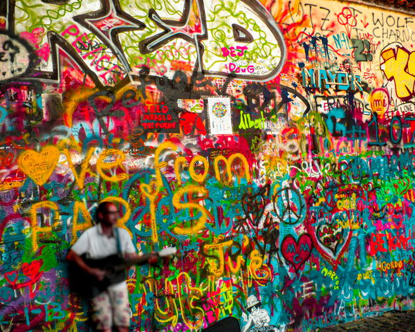 Image of 054 Peace/ Lennon Wall